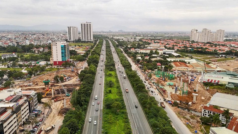 thi công đường sắt số 5 Văn Cao Hòa Lạc